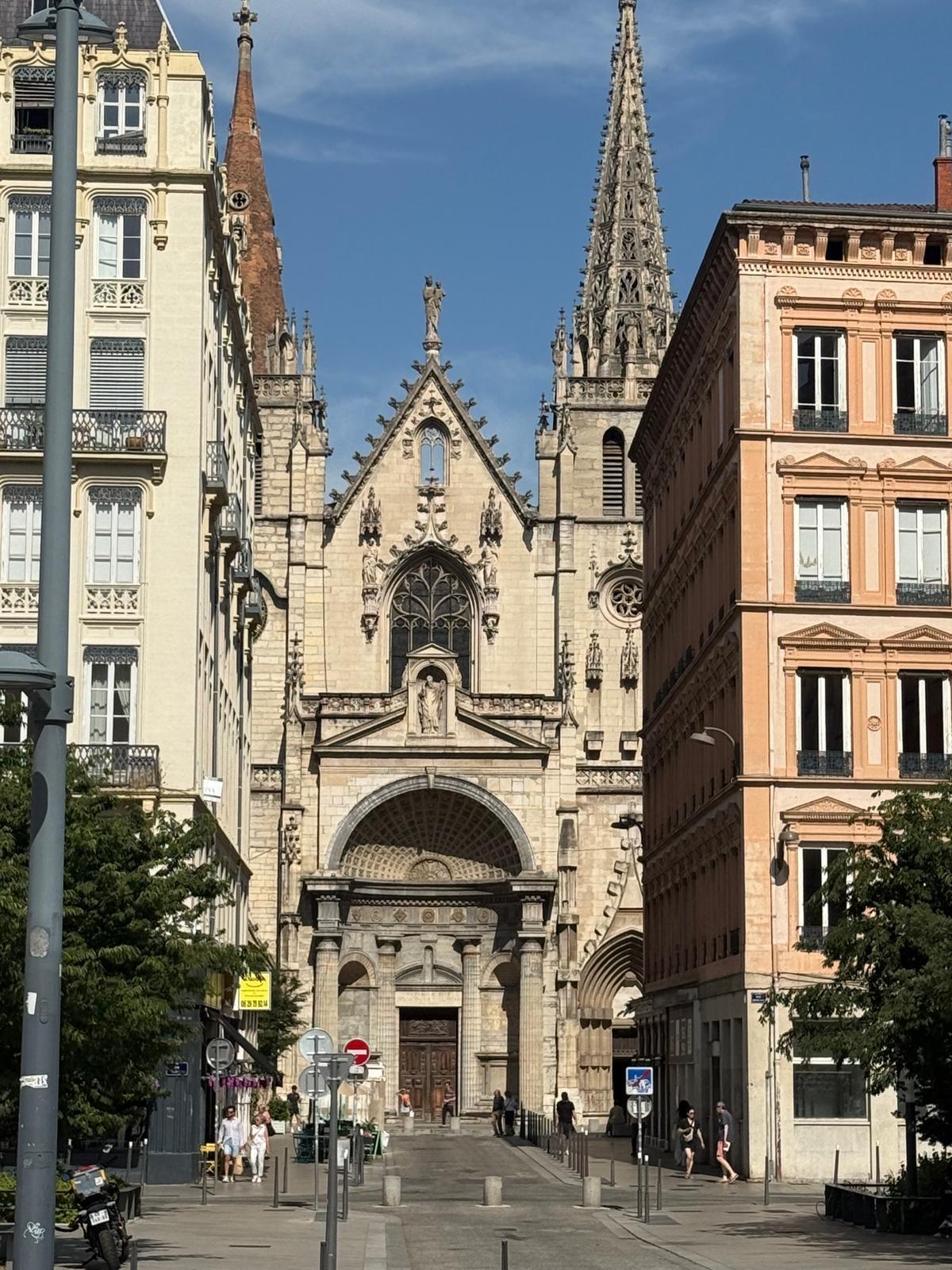 Lyon6